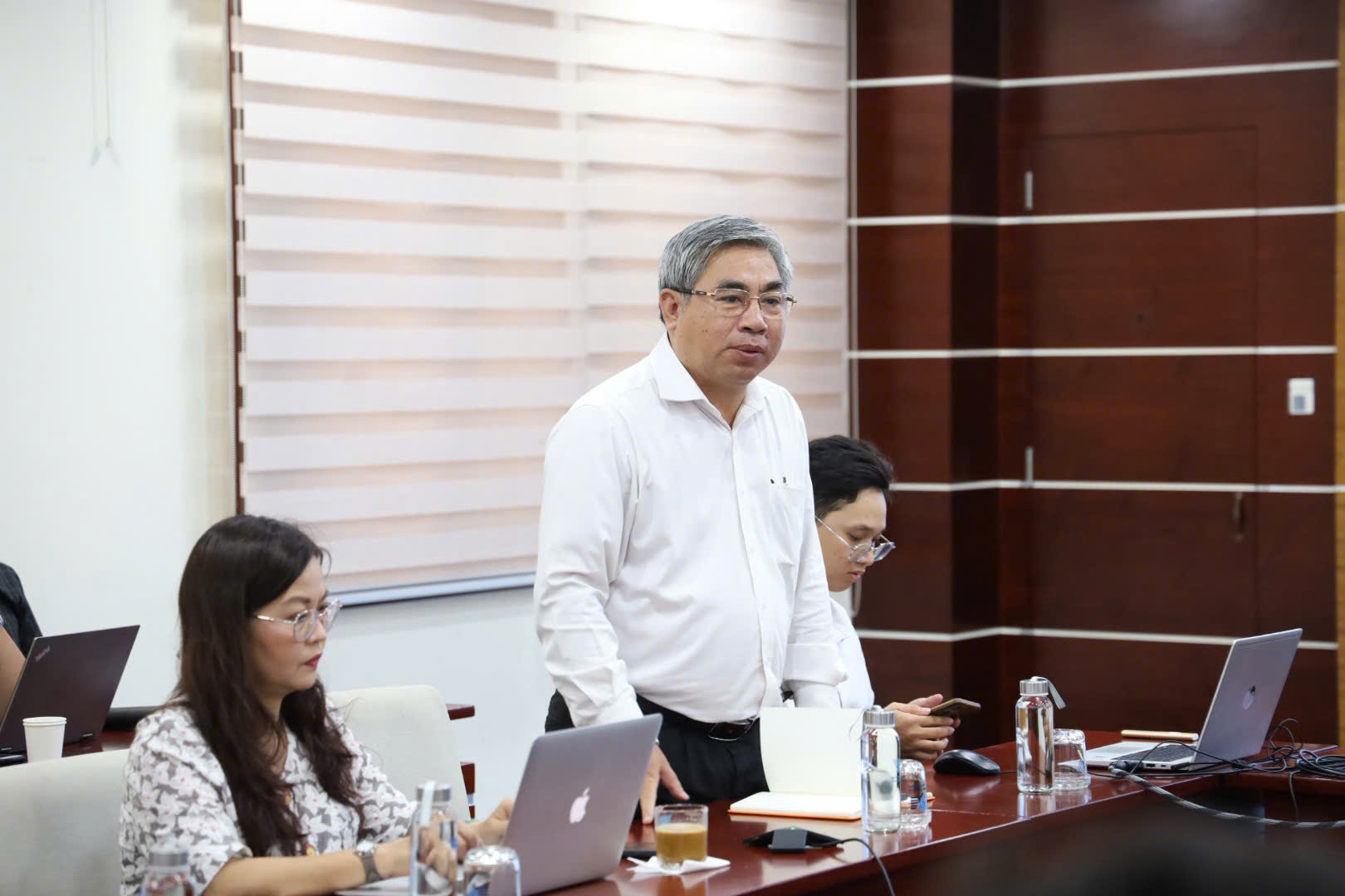 PGS.TS Lâm Quang Vinh cho biết, ĐHQG-HCM định hướng thúc đẩy các nghiên cứu gắn với sản phẩm cụ thể, phục vụ nhu cầu thực tiễn, phù hợp với tinh thần Nghị quyết 57-NQ/TW.