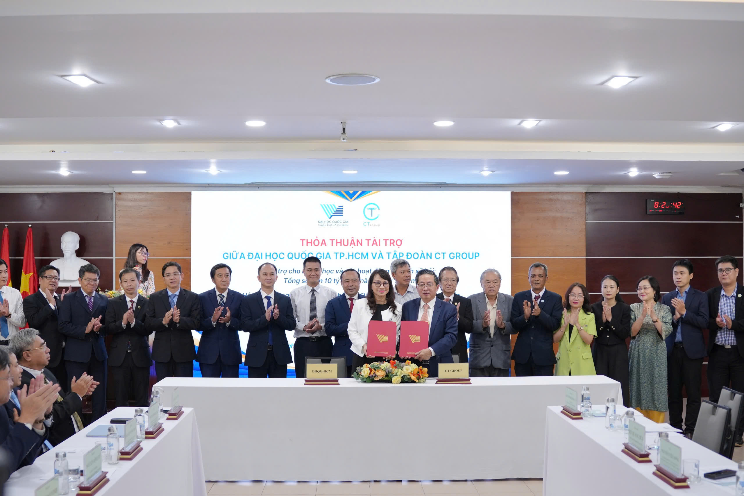 ĐHQG-HCM và CT Group triển khai hợp tác trong hai lĩnh vực công nghệ mũi nhọn: vi mạch bán dẫn và công nghệ lượng tử.