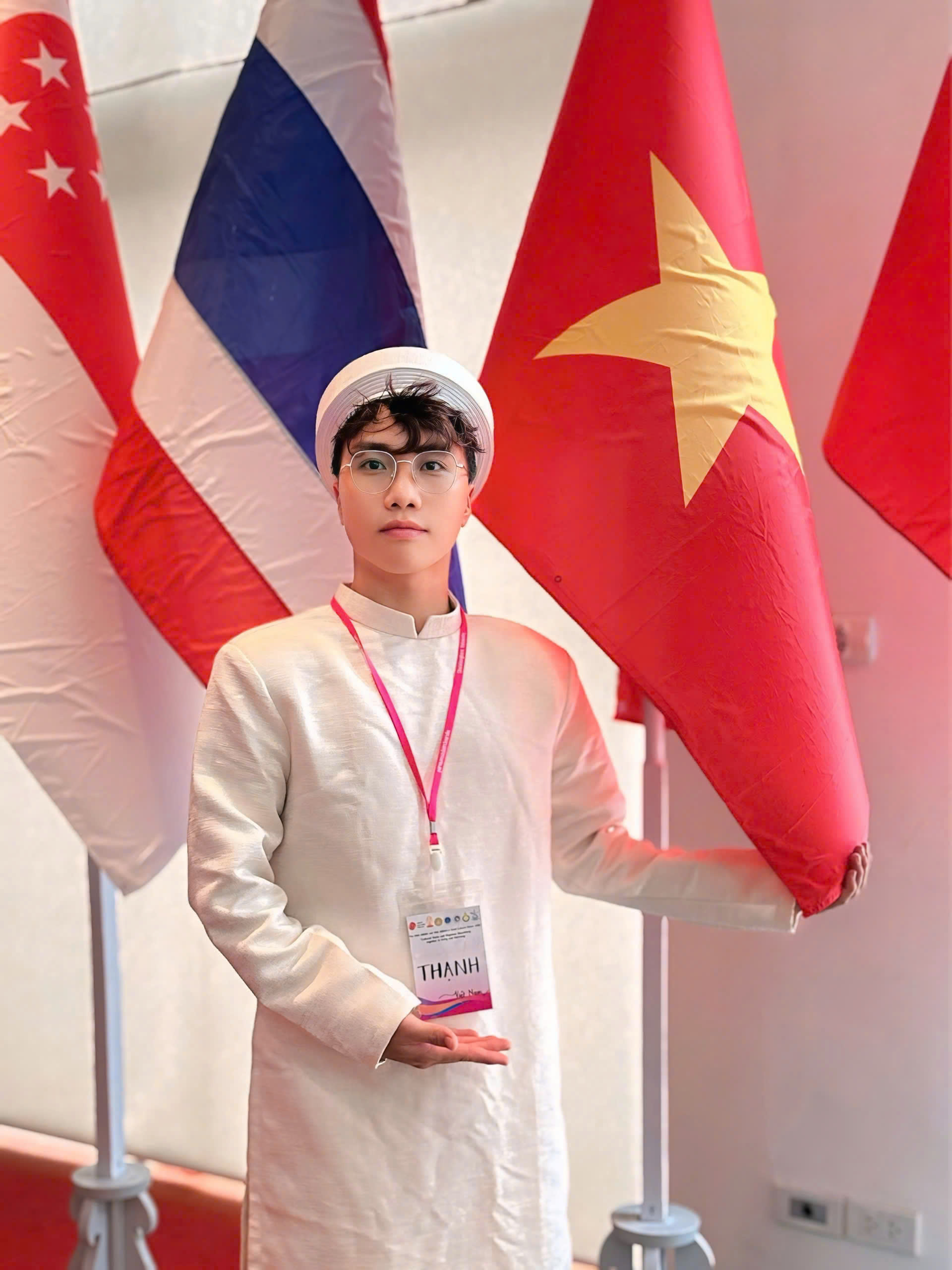 Đông Thạnh bày tỏ ấn tượng với đêm biểu diễn nghệ thuật mang đậm bản sắc văn hoá của các quốc gia.