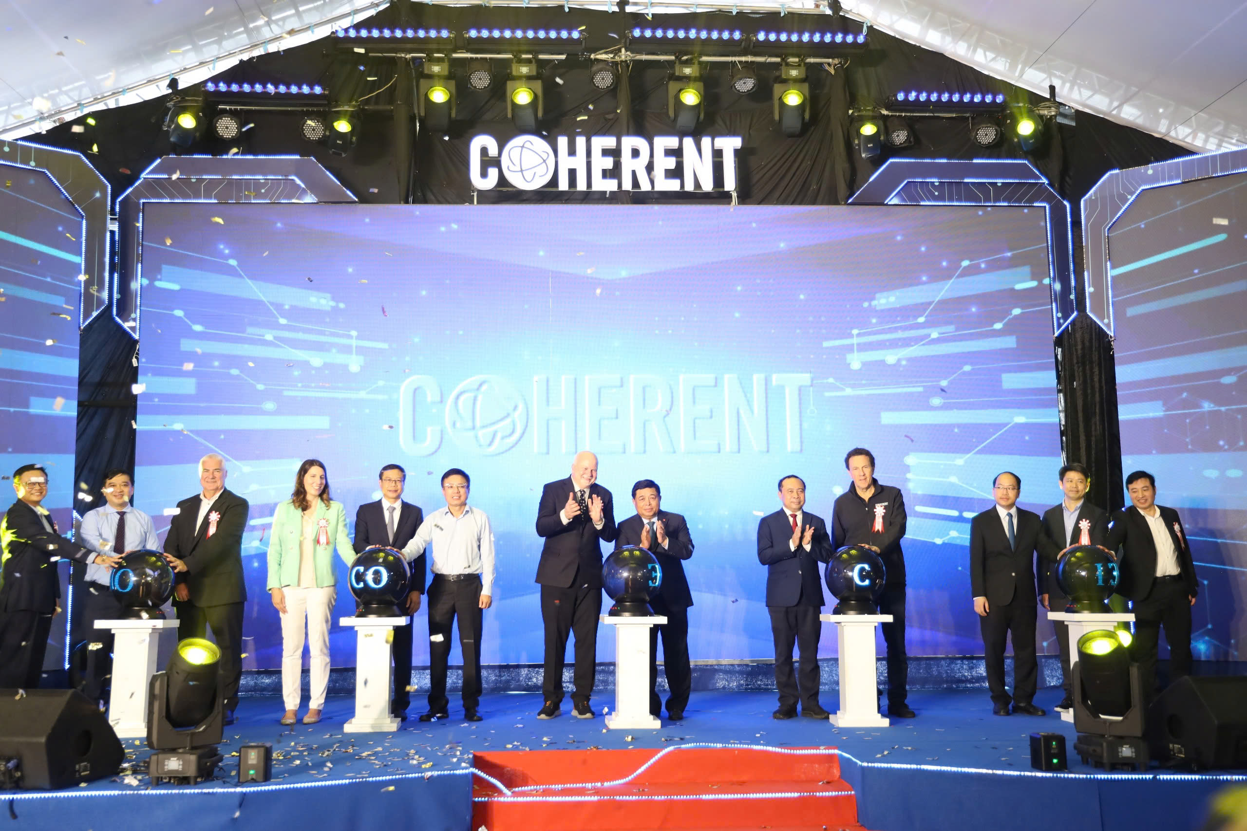 Hợp tác giữa ba bên nhằm phối hợp phát triển nguồn nhân lực chất lượng cao và thúc đẩy đổi mới sáng tạo trong ngành công nghiệp bán dẫn tại Việt Nam.