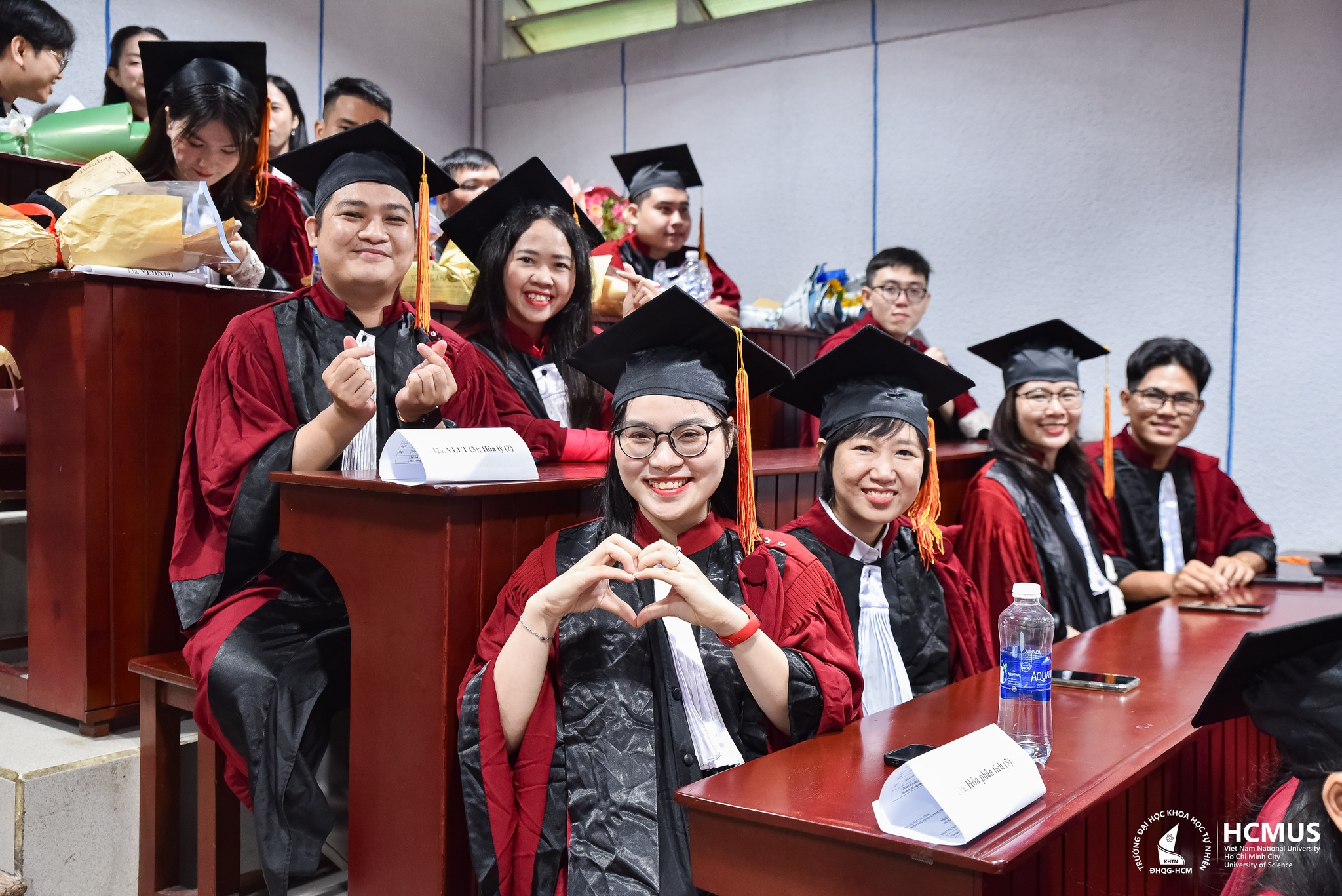 nếu là tác giả chính của ít nhất 03 công bố thuộc WoS/Scopus (trong đó có tối thiểu 01 bài thuộc Q2 hoặc hội nghị uy tín hạng B trở lên), nghiên cứu sinh có thể được xét miễn quy trình phản biện độc lập.