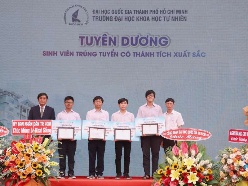 Năm học đầu tiên Trường ĐH Khoa học Tự nhiên thực hiện tự chủ đại học